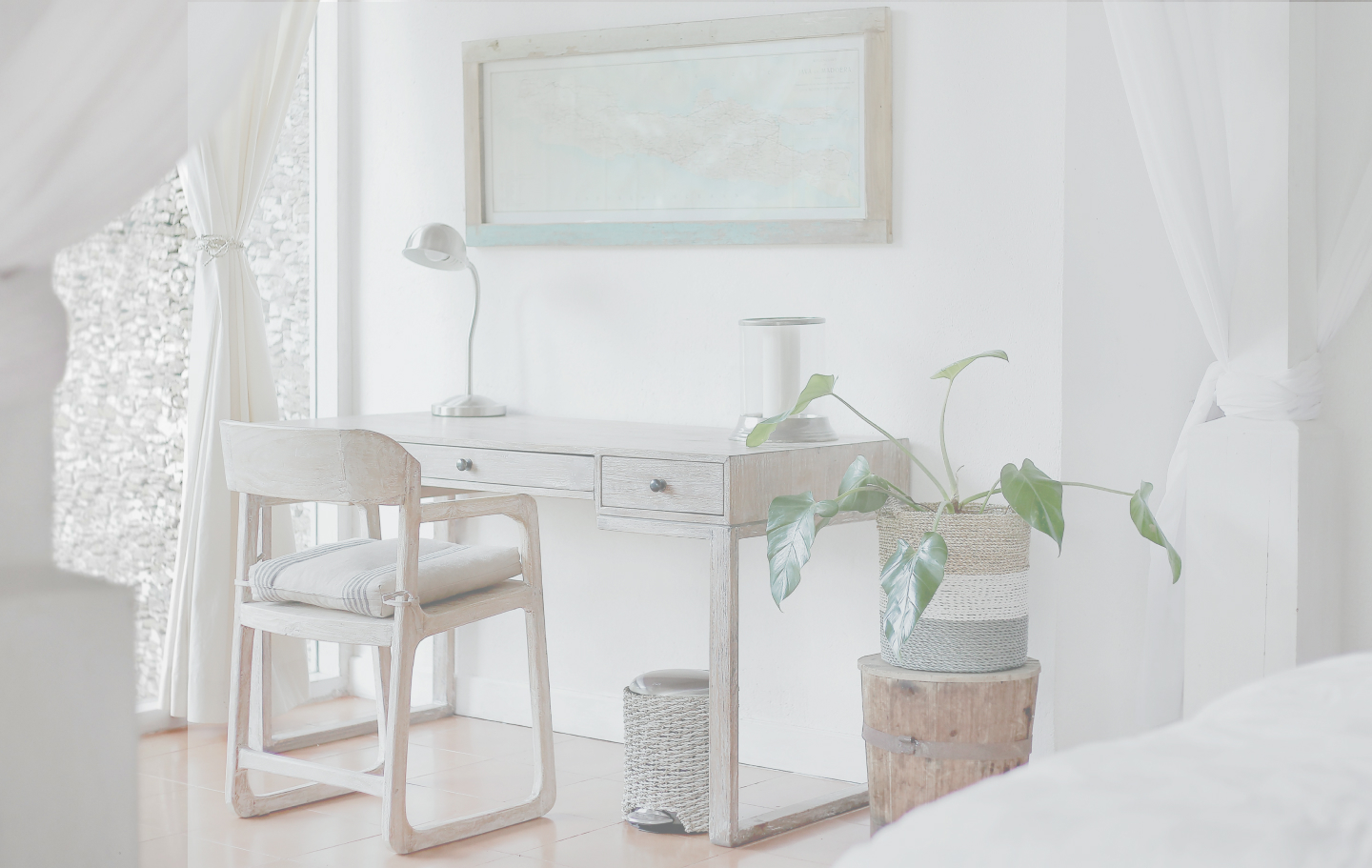 A beautiful workplace at home